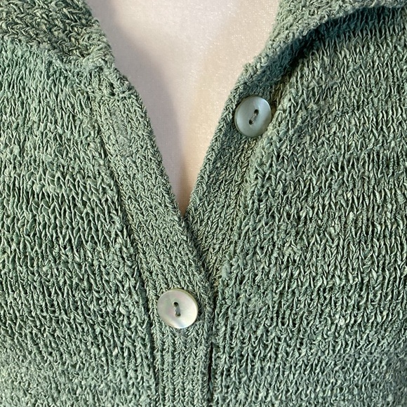 Calvin Klein Seafoam green button up collared sweater. Size L. Silk blend. - Picture 7 of 13